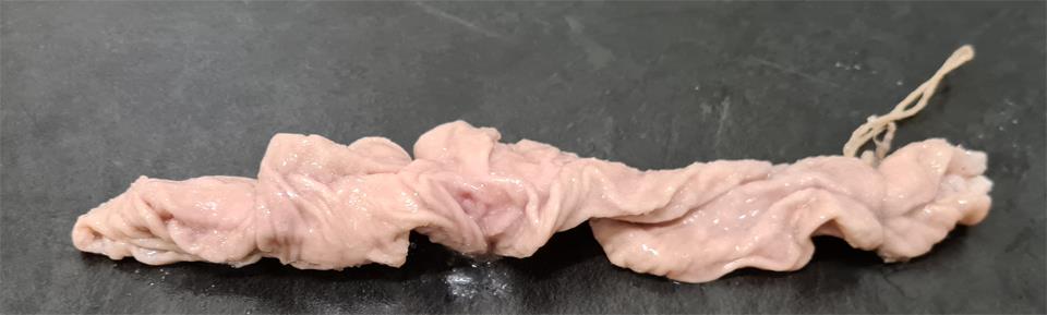 10 Stück Schweinekrause Kaliber 56/60 abgebunden mit Schlaufe 27cm 